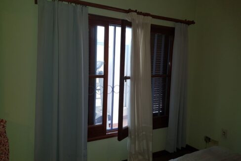 25 Dormitorio externo